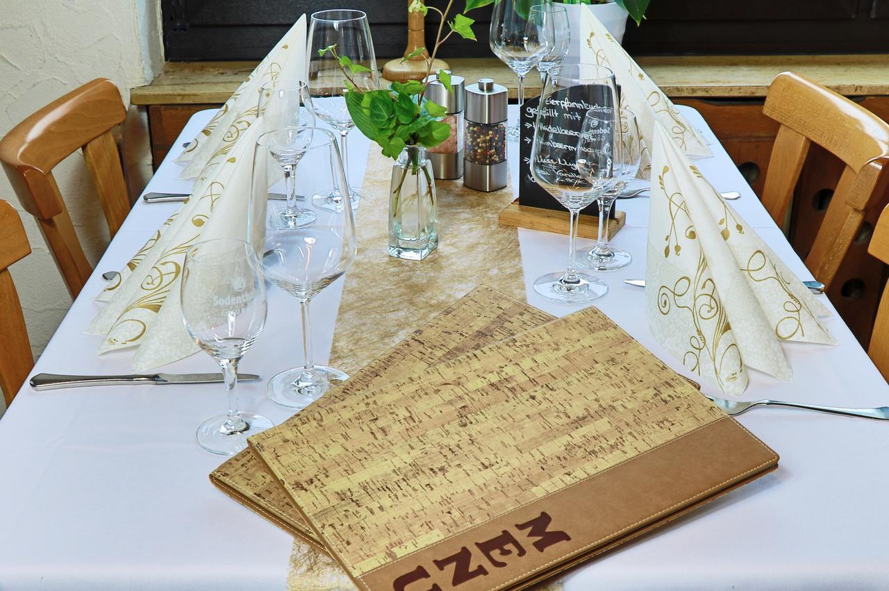 Restaurant Gruener Baum Hotel Leidersbach Ngoại thất bức ảnh